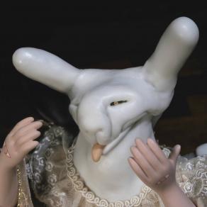 Lady Rabbit (scultura meccanica, luminosa, elettronica)