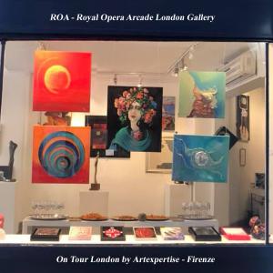 On tour London - Gallery Royal Opera Arcade - ROA