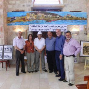 The famous Palestinian poet Samih Al Qasim visiting Haifa Exhibition