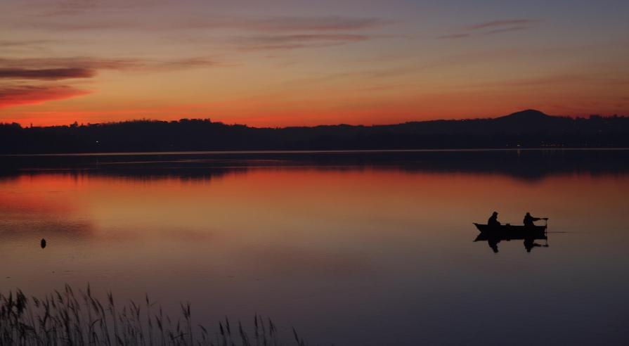 " TRAMONTO SUL LAGO DI PUSIANO "  Brianza  Comasca 