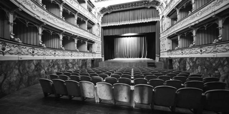 Immersion Dance Festival                       "BORDERS"                REFLECTIONS AND MEETINGS                             Teatro Comunale di Cagli                                        Hall of Reduced                                    4.5 September 2