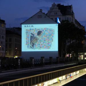 kunstschaffen - walk of art - beamboard naschmarkt - 15 July to 1 August - Vienna