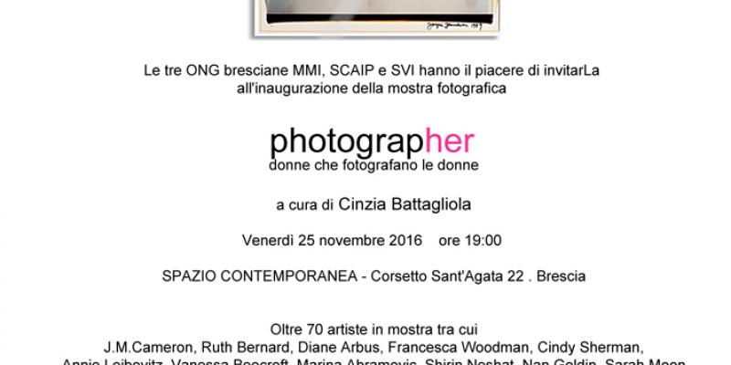 "Photographer" donne che fotografano le donne