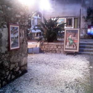 mostra "DIVI,DIVINE & COLORI" Taormina