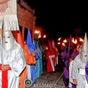 Regional Culture of Brazil - Central West - Procession of the bonfire 