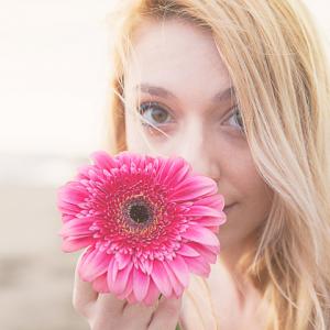 Florilegio le Muse. La fotografia di Paola Acciarino in sinergia con la musica