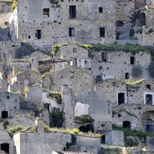 Italy. Basilicata & Campania. Dropouts and rediscovered