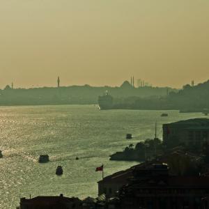 Turkey. Istanbul. Chaos and collapse 2/2