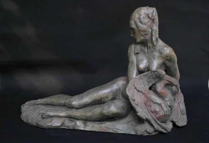 Leda and the Swan, 1982 , bronze 1-20