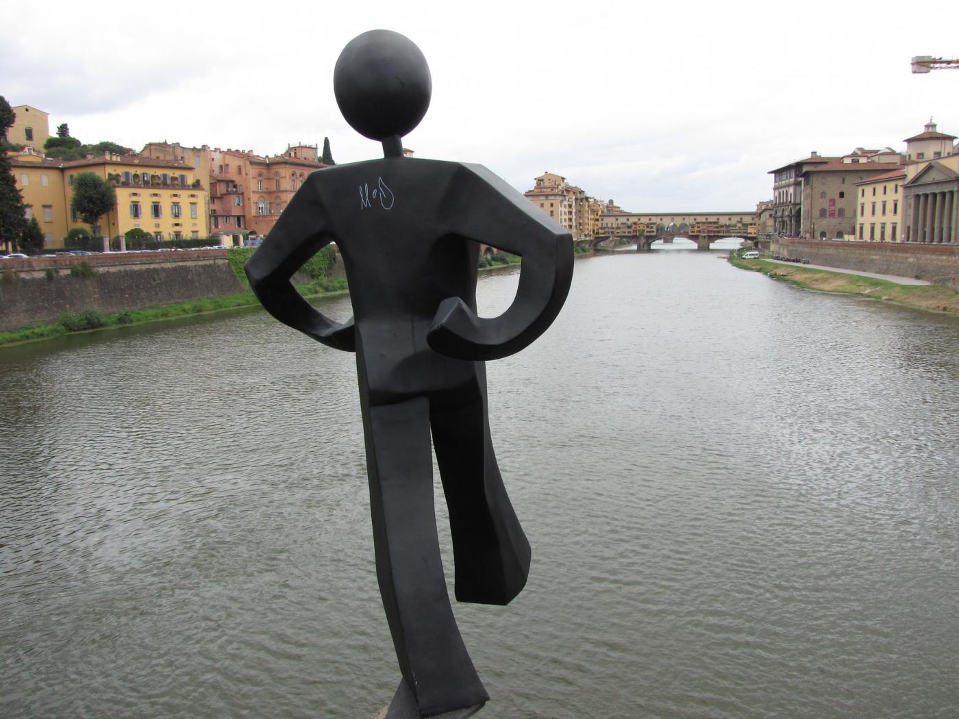 Florence. Clet Abraham condemned to pay 10 thousand euros for having placed a statue