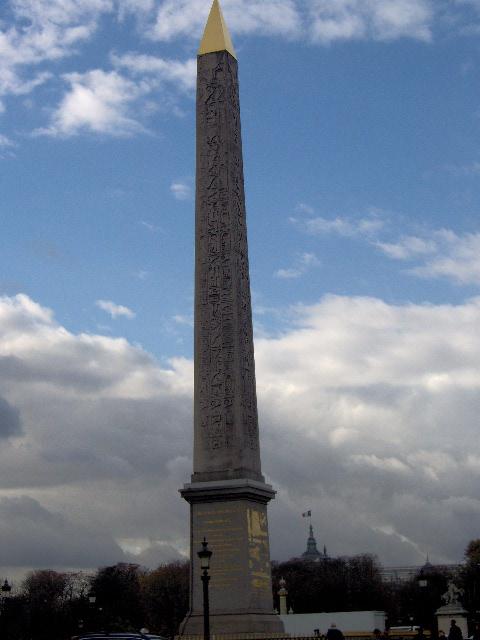 Obelisco a Parigi