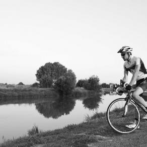 WHEN A MAN MEETS CYCLING