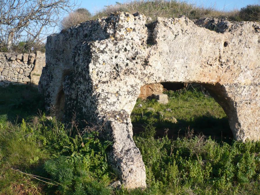 Grotta rupestre