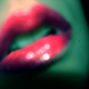 Lips in green